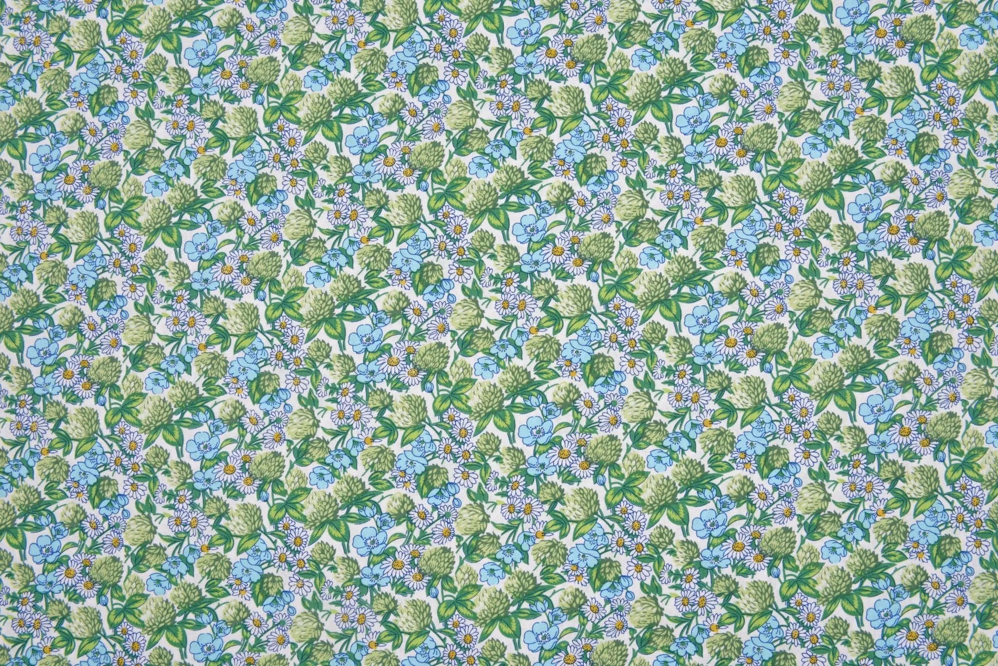 100% Cotton Loom Line Summer Pansy  Fabric - 151