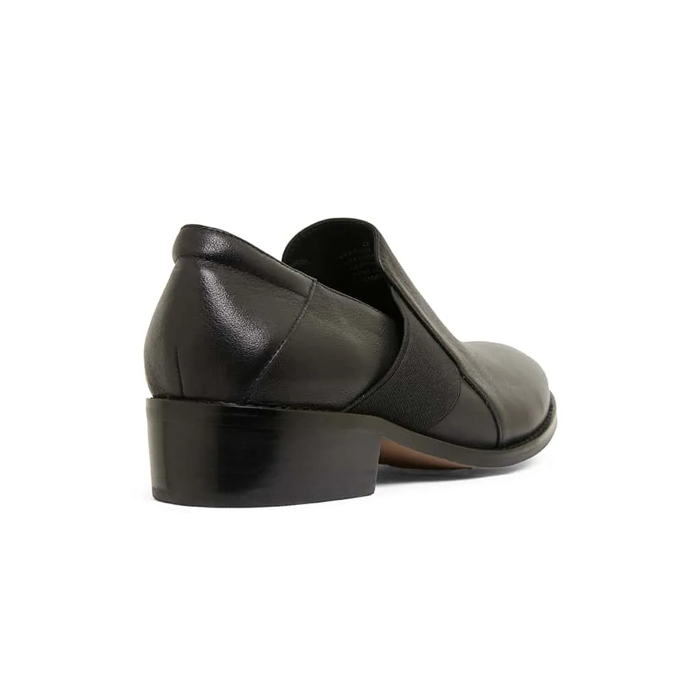 Baron Heel in Black Leather