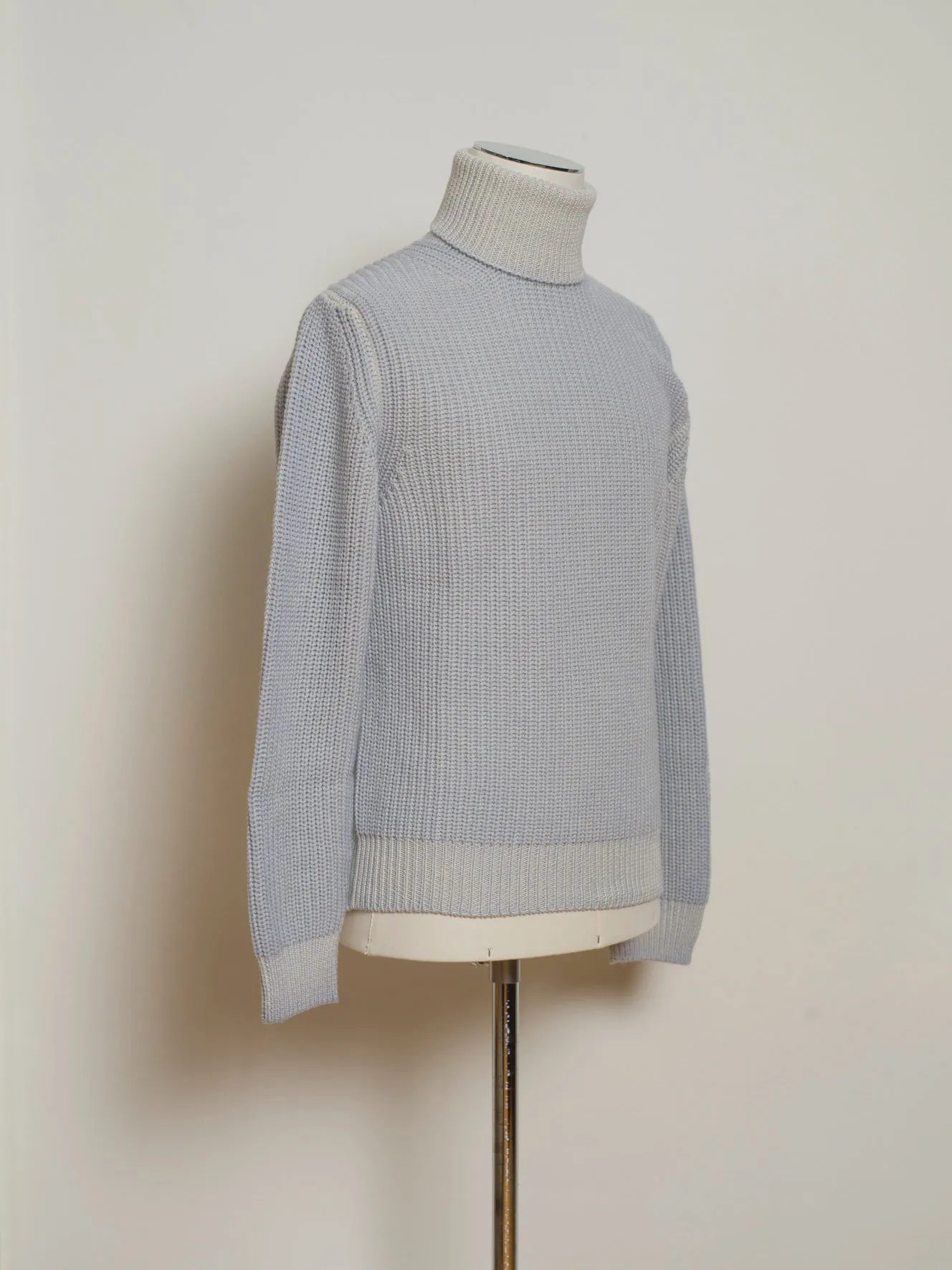 Drumohr Heavy Merino Wool Knit Roll Neck / Light Grey