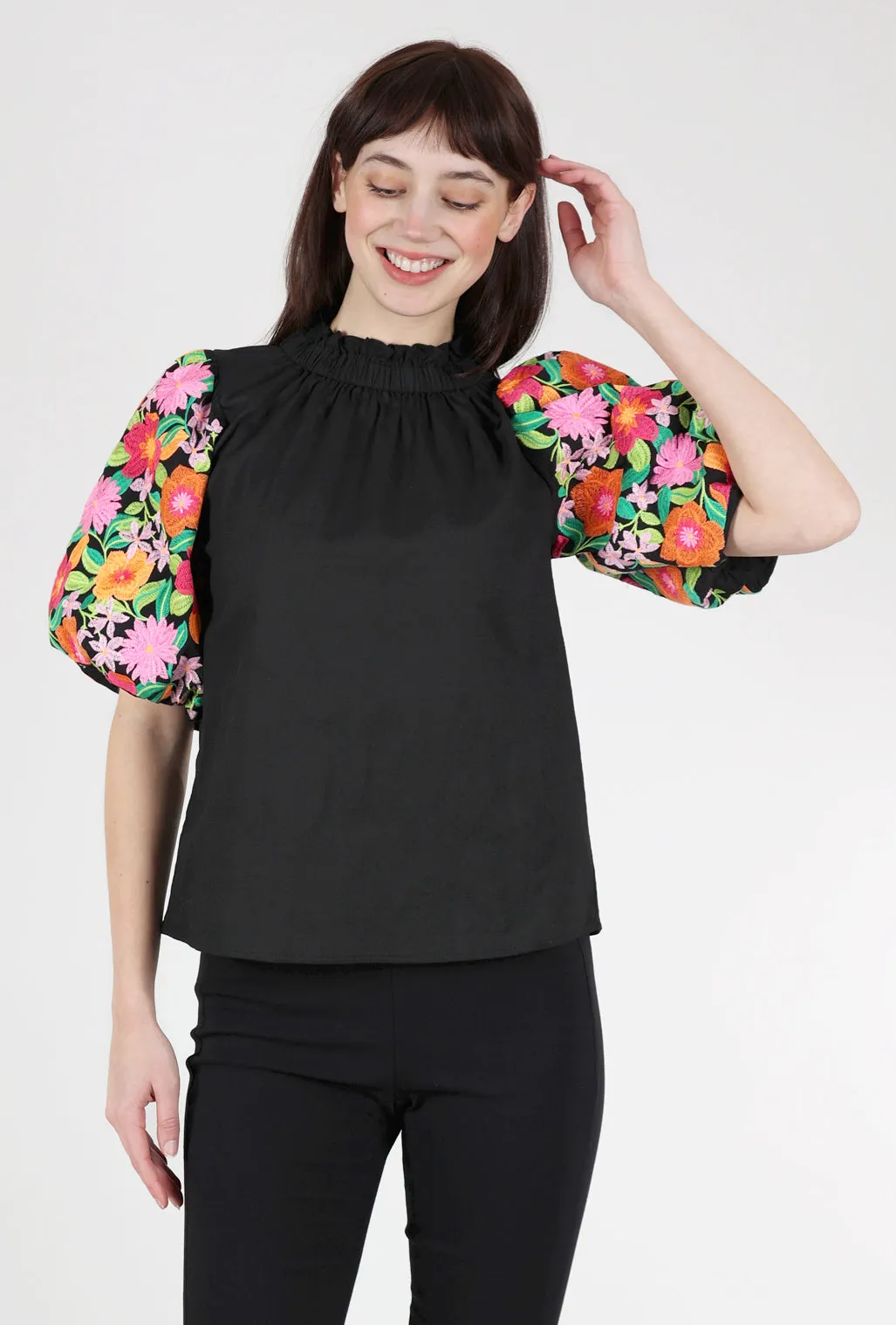 Embroidered Puff-Sleeve Top, Black