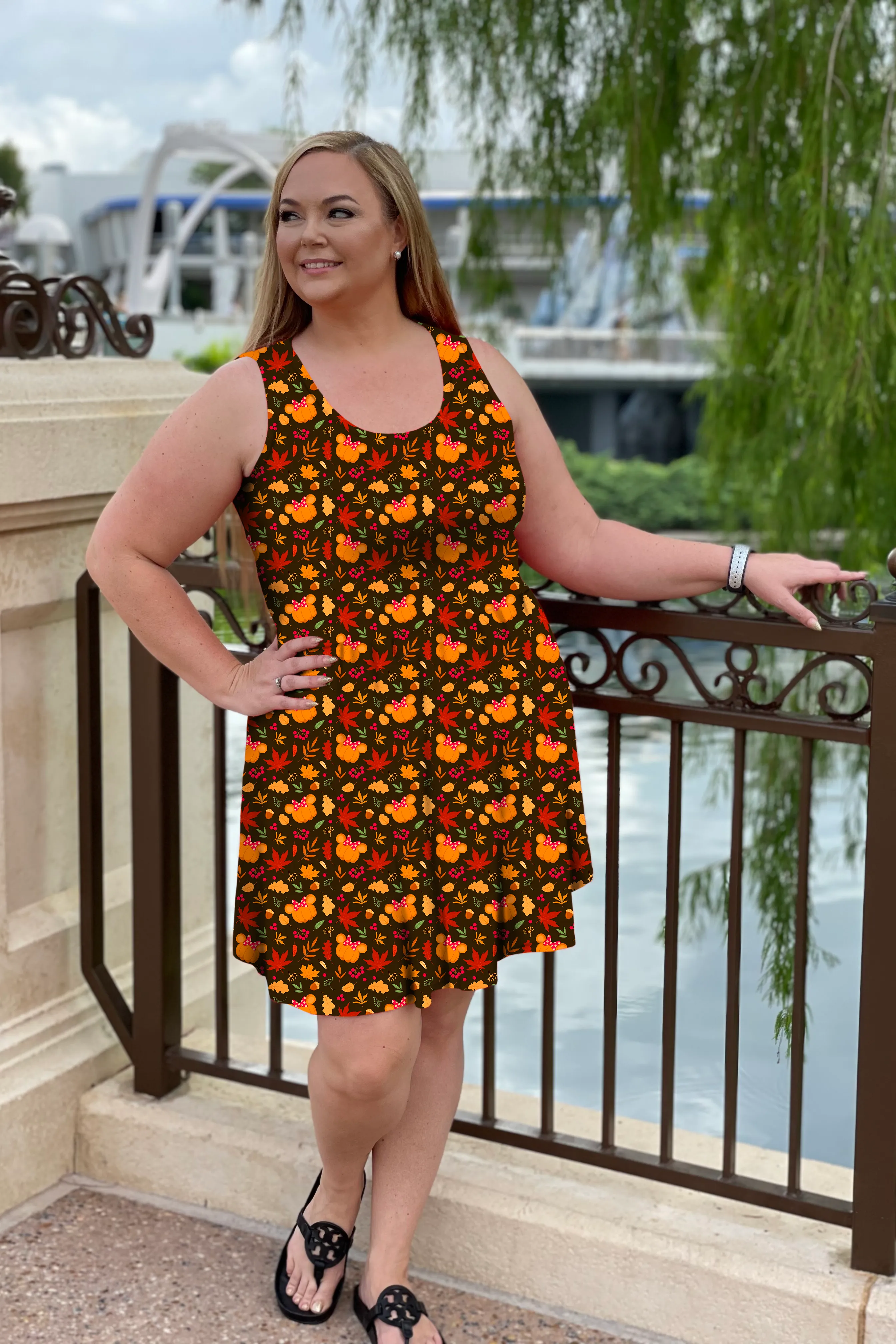 Fall Pumpkins Women's Sleeveless Skater Dress