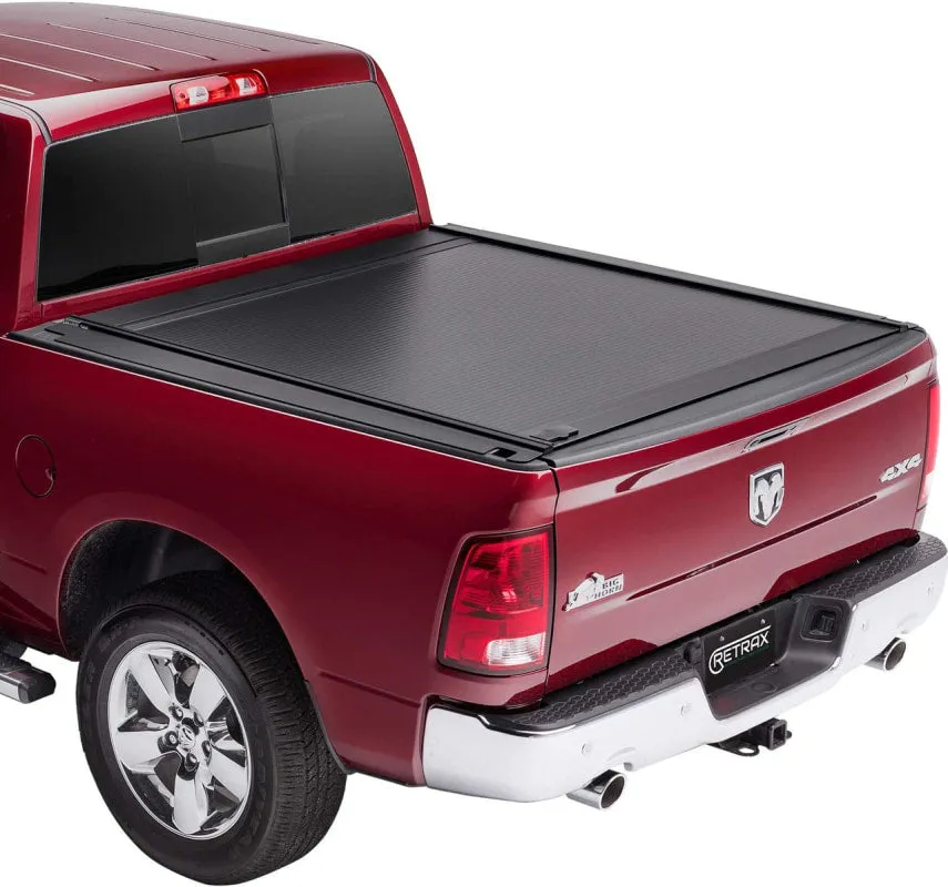 RetraxONE MX Manual Retractable Tonneau Cover | Chevrolet / Ford / Isuzu / Mazda / Nissan / Ram / Toyota / Volkswagen